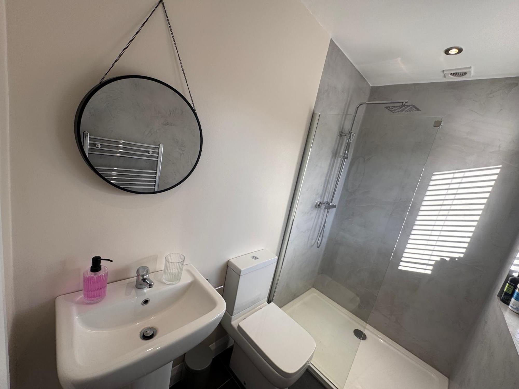 Abbey'S Inn Cheadle  Kültér fotó